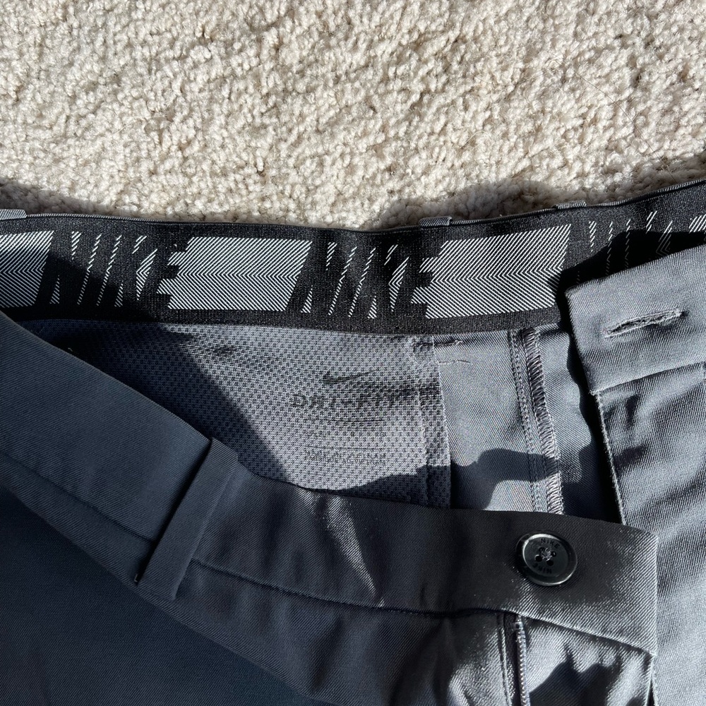 Mens Grey Nike Dri-Fit Slacks size 35-30 Used